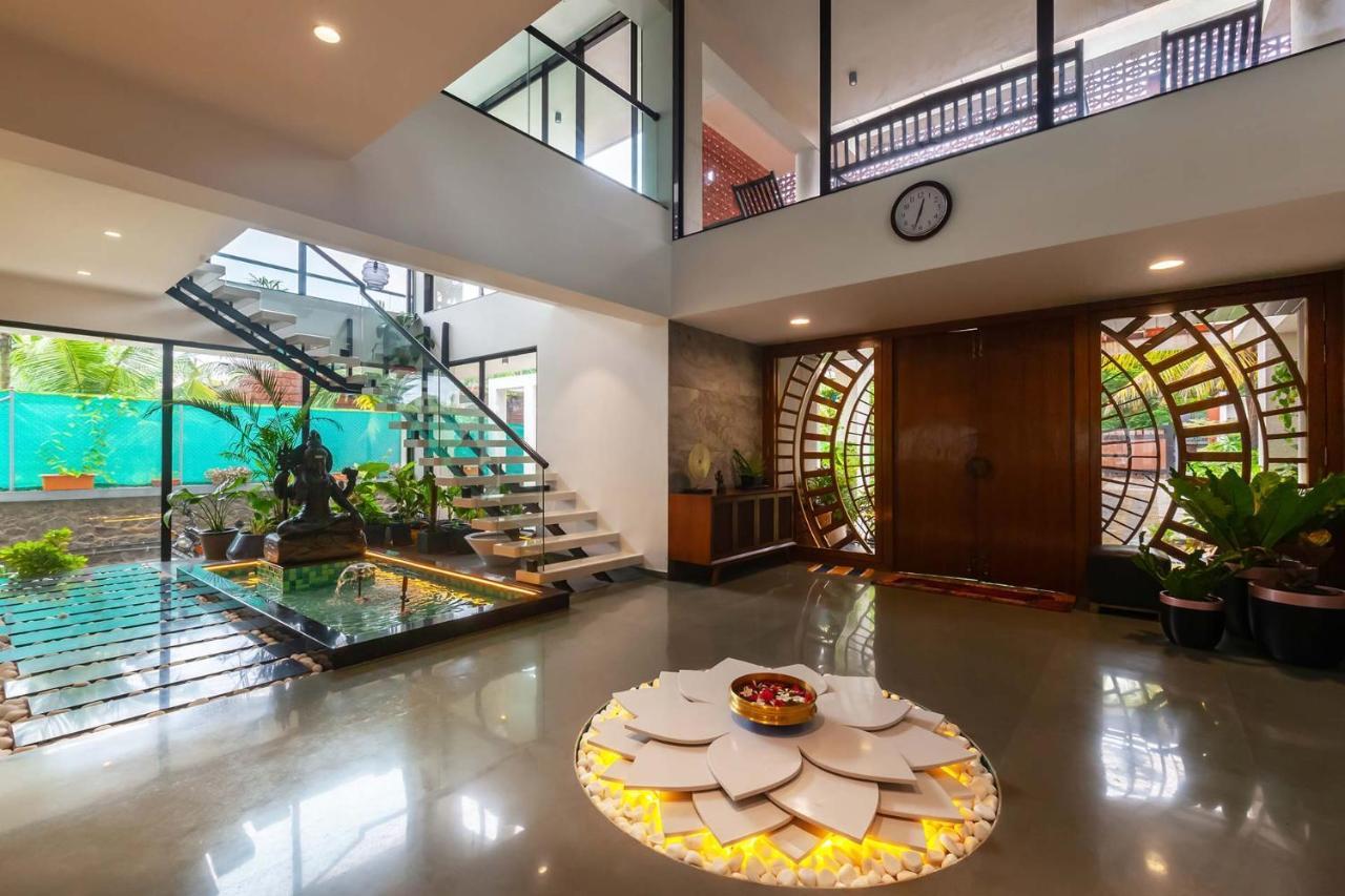 Villa Sereno By Stayvista - An Elegant And Entertaining Retreat Featuring A Swimming Pool, Outdoor Jacuzzi, Modern Interiors, And A Snooker Table 阿里巴格 外观 照片
