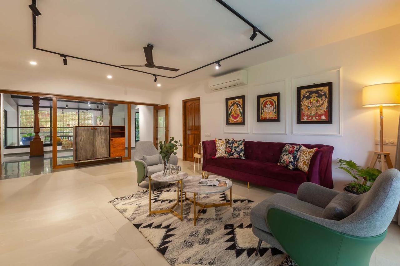 Villa Sereno By Stayvista - An Elegant And Entertaining Retreat Featuring A Swimming Pool, Outdoor Jacuzzi, Modern Interiors, And A Snooker Table 阿里巴格 外观 照片